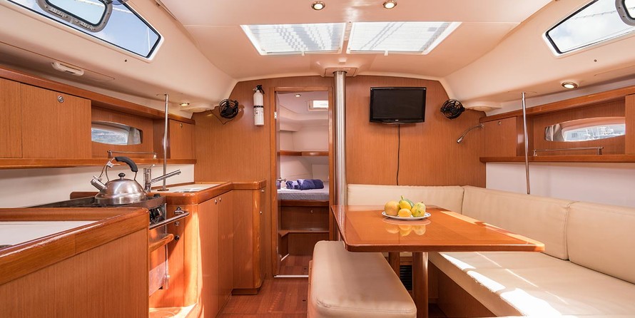 Beneteau Oceanis 413