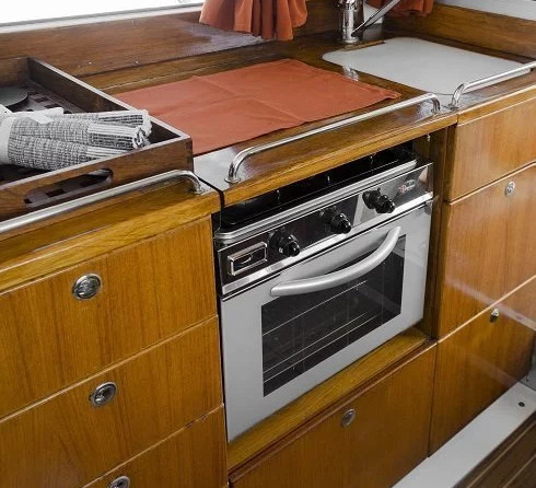 Nimbus 320 Coupe