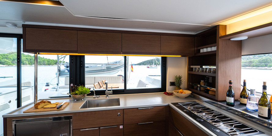 Lagoon 46 - 4 + 2 cab.