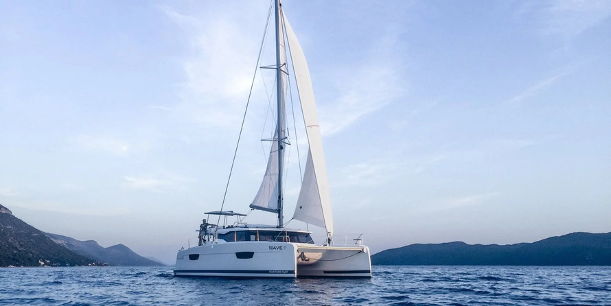 Fountaine Pajot Astréa 42