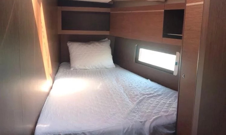 Beneteau Oceanis 46.1