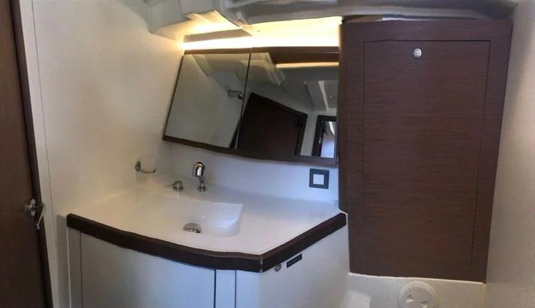 Beneteau Oceanis 46.1