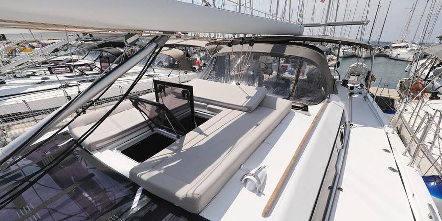 Dufour 56 Exclusive