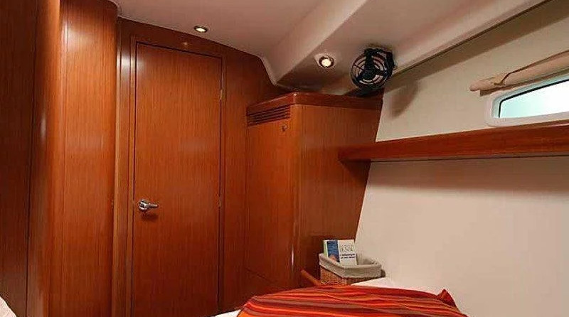Oceanis 43