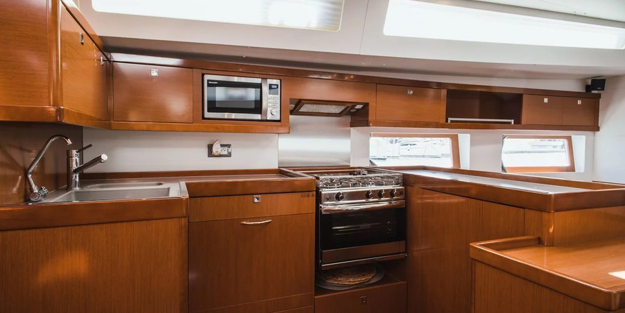 Beneteau Oceanis 55.1