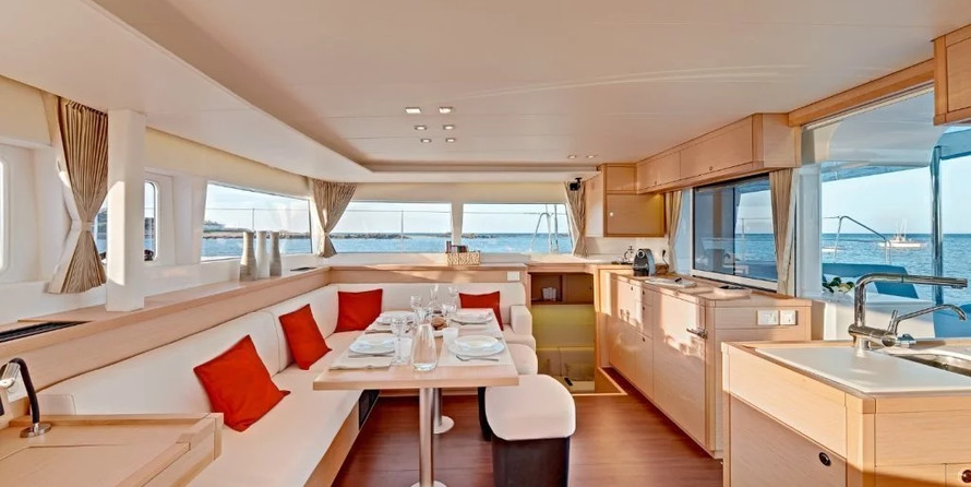 Lagoon 450 F