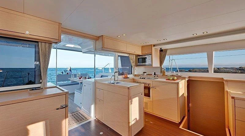 Lagoon 450 F
