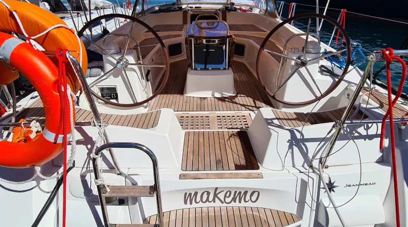 Jeanneau 53