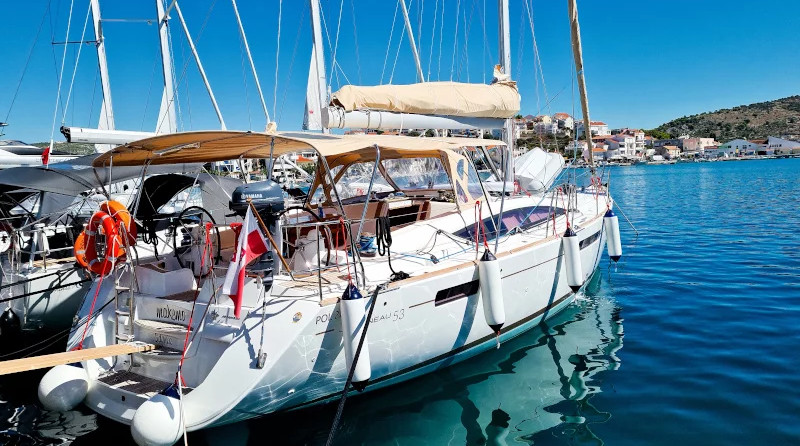 Jeanneau 53