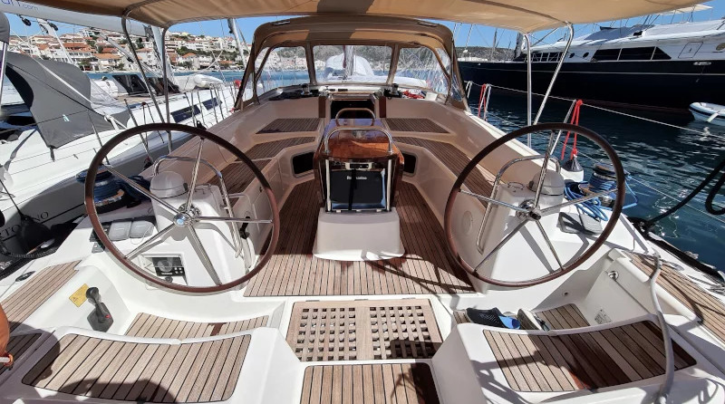 Jeanneau 53