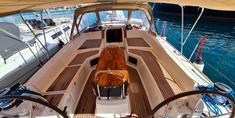 Jeanneau 53 - 4 + 1 cab.