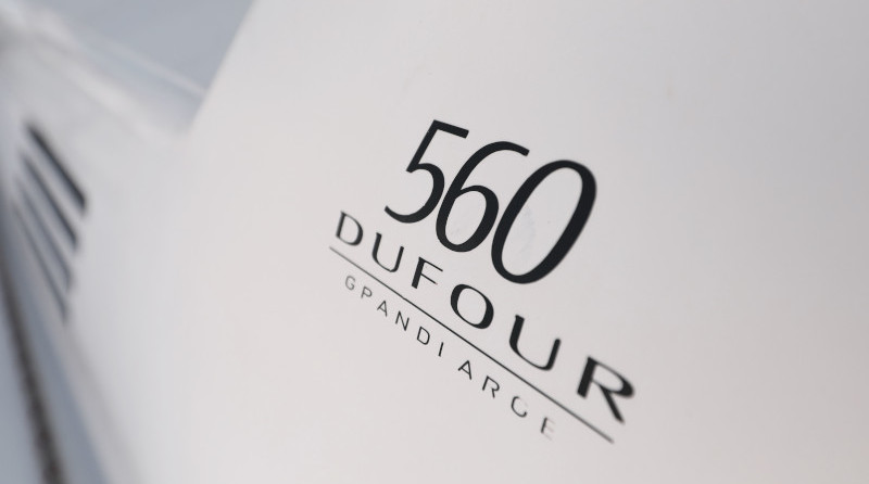 Dufour 560