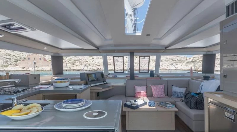 Fountaine Pajot Astrea 42