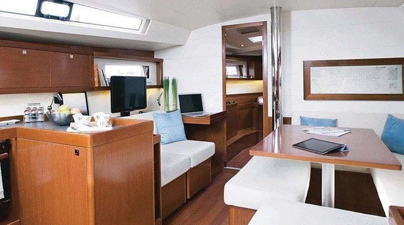 Oceanis 45
