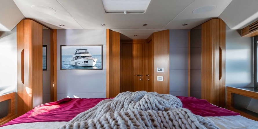 OceanClass 68 fly Hybrid