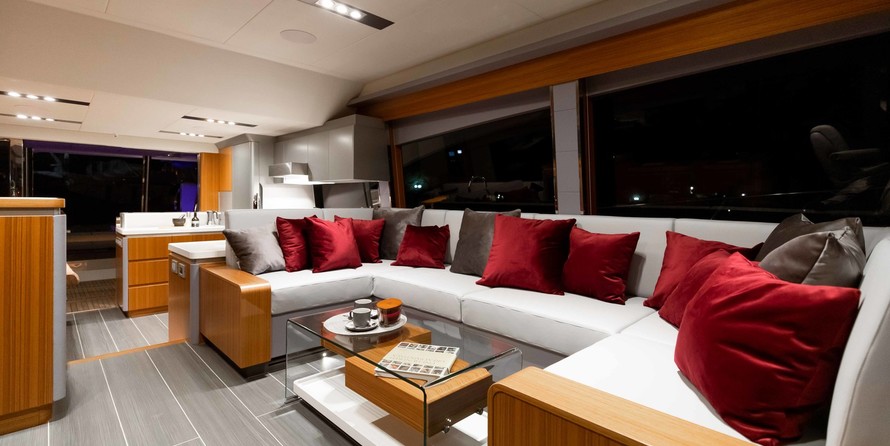 OceanClass 68 fly Hybrid