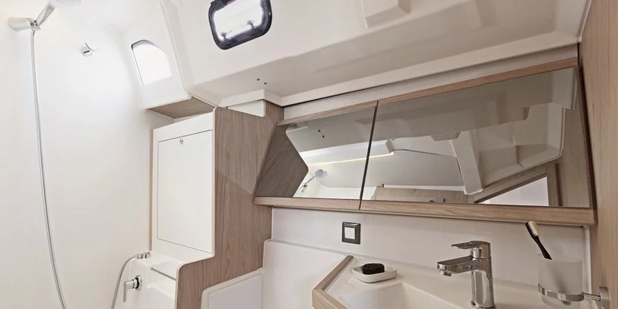 Beneteau Oceanis 46.1