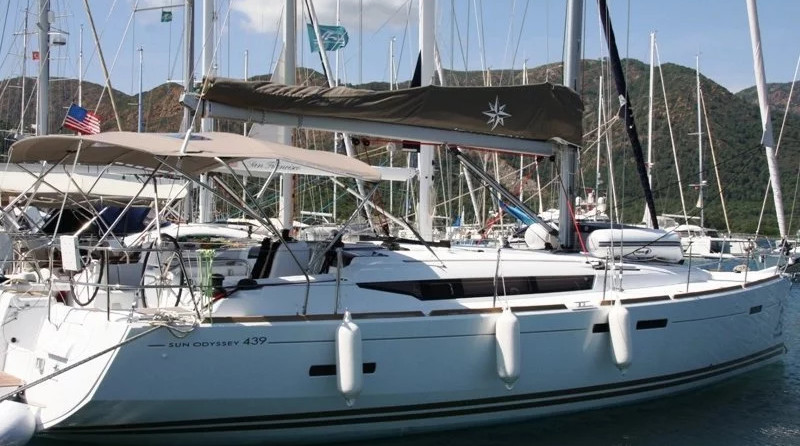 Sun Odyssey 439
