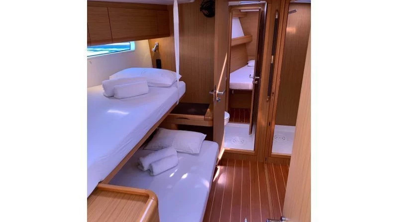 Jeanneau 57