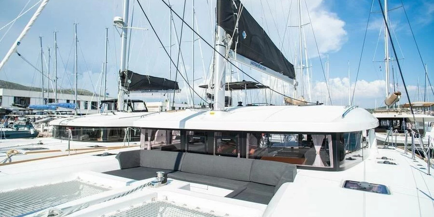 Lagoon 450 S