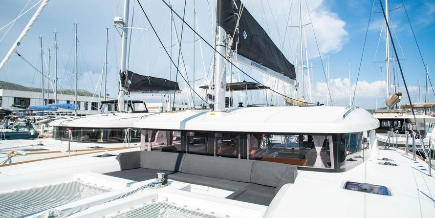 Lagoon 450 S