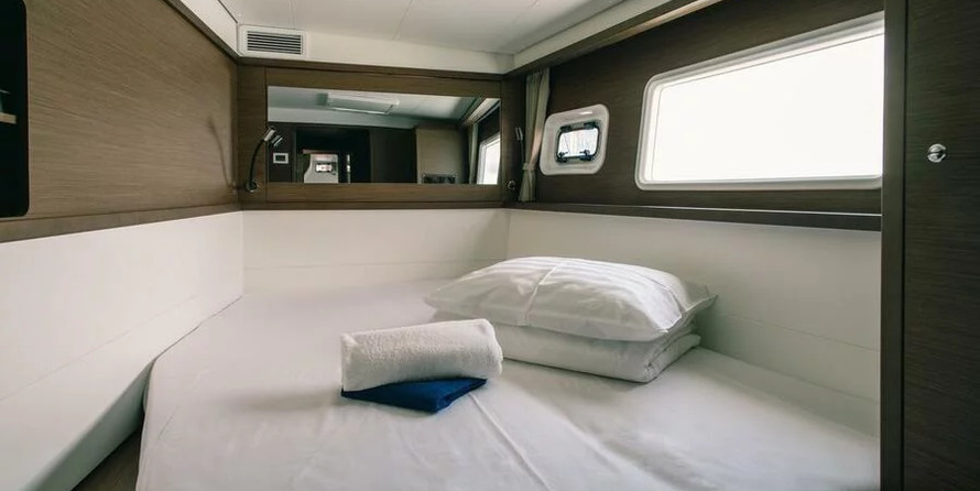 Lagoon 450 S