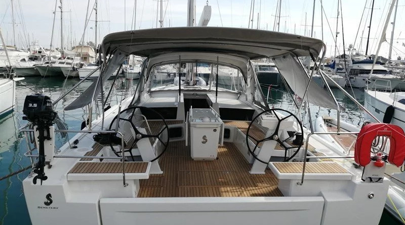 Oceanis 51.1