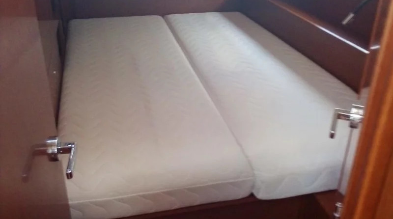 Beneteau Oceanis 46.1