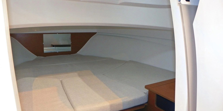 Glastron GT 225