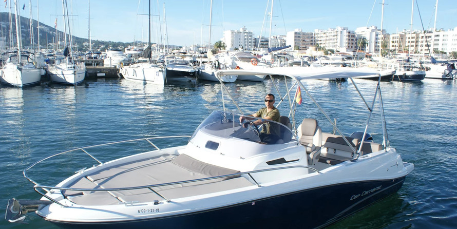 Glastron GT 225