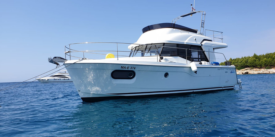 Beneteau Swift Trawler 35