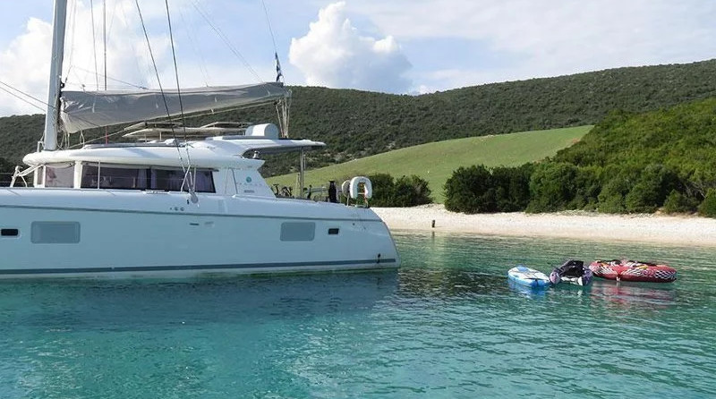 Lagoon 421