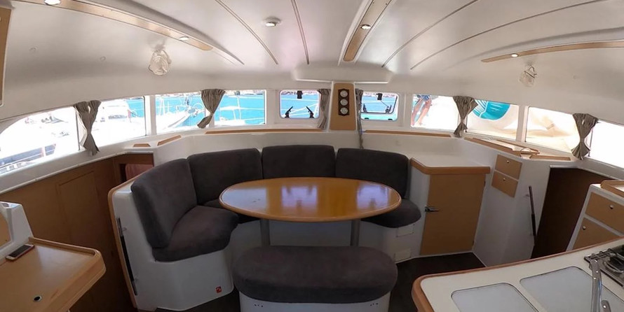 Lagoon 380