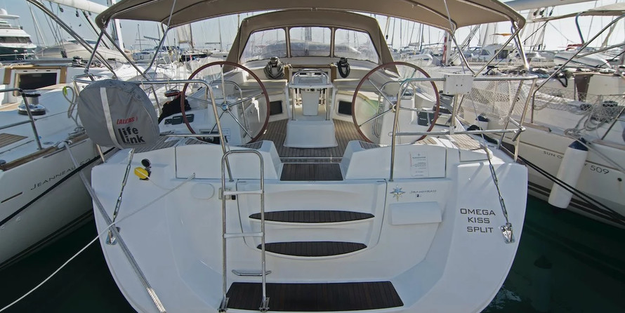 Jeanneau 53