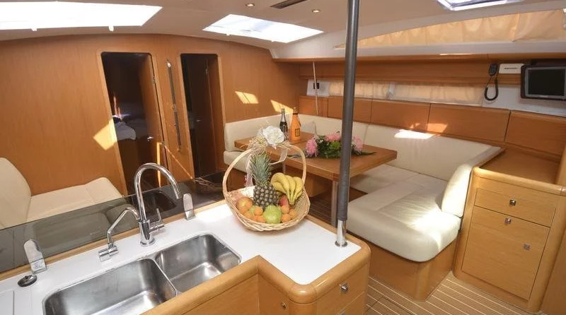 Jeanneau 53 - 5 cab.