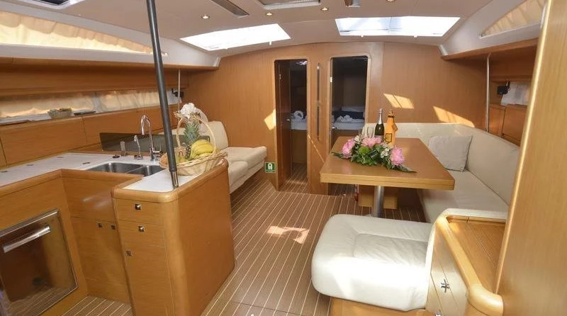 Jeanneau 53 - 5 cab.