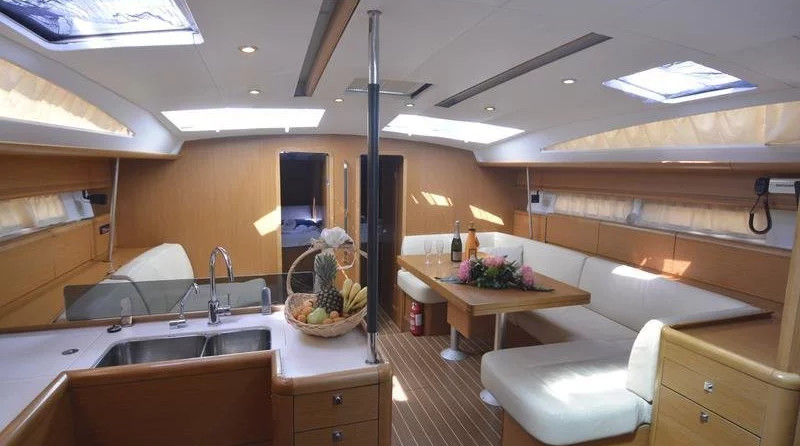 Jeanneau 53 - 5 cab.