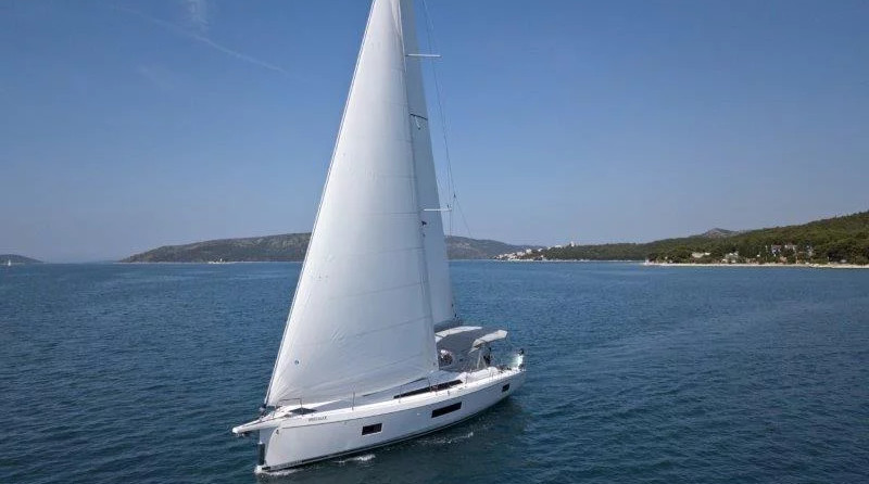 Oceanis 51.1