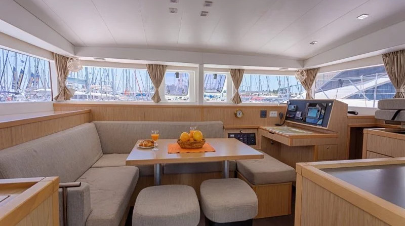 Lagoon 400 S2