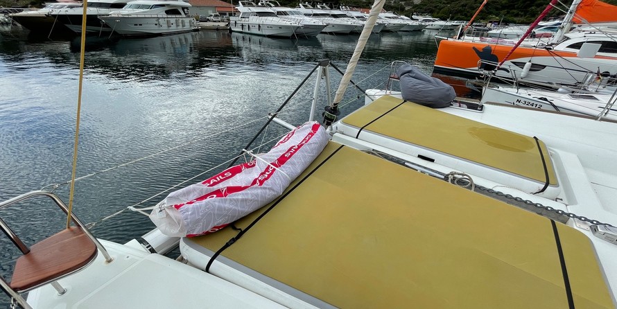 Lagoon 450 F