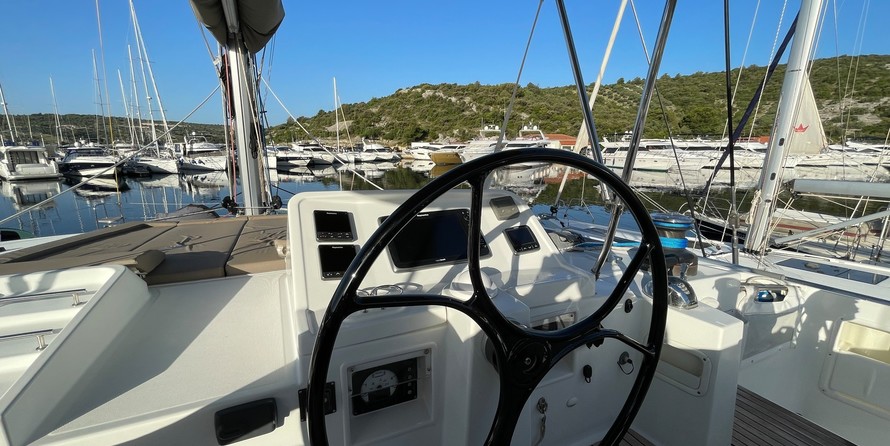 Lagoon 450 F