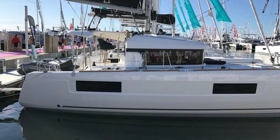 Lagoon 40