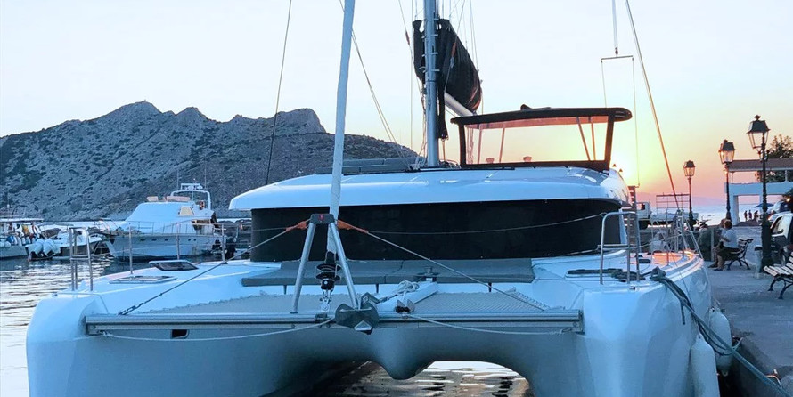 Lagoon 42