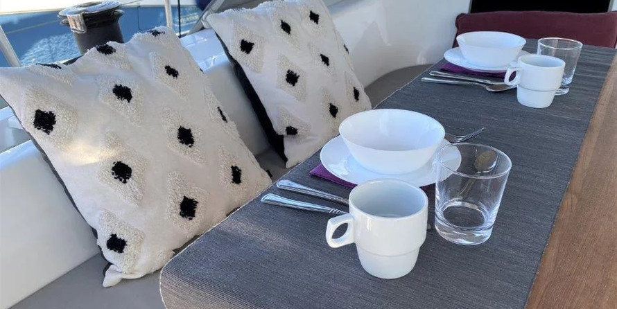 Hanse 508