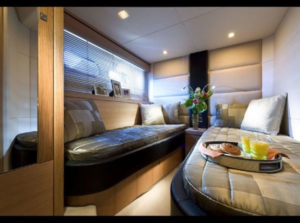 Sunseeker 63 Manhattan