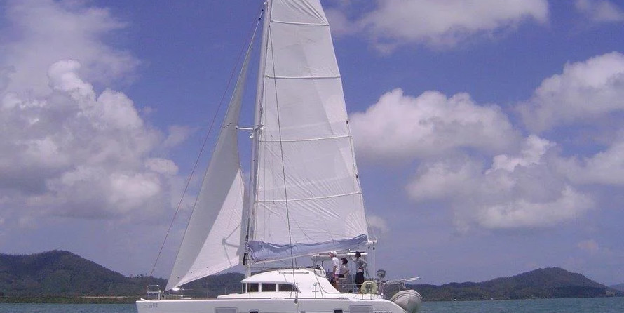 Lagoon 380