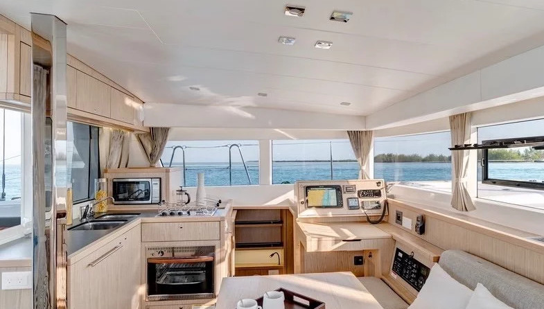 Lagoon 39
