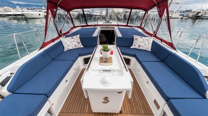 Oceanis 51.1