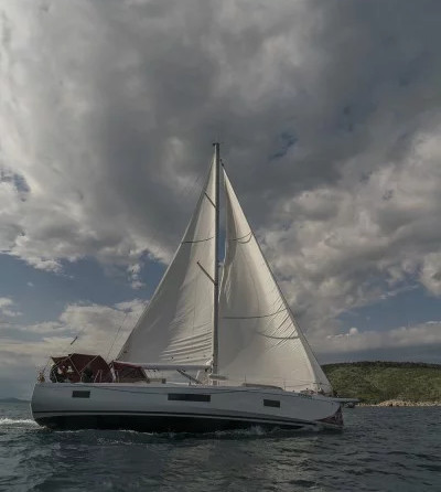 Oceanis 51.1