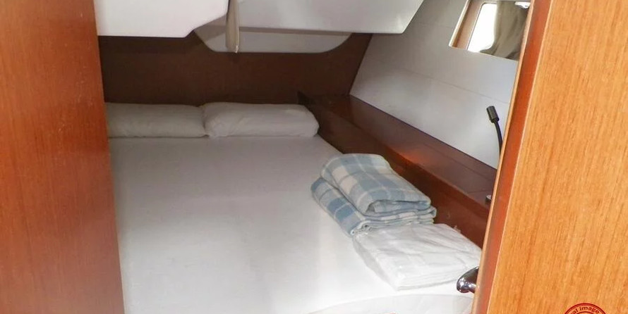 Oceanis 48